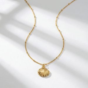 Shellina Necklace