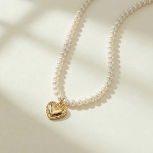 Amorina Necklace