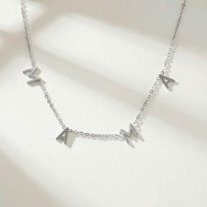 Mama Necklace
