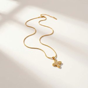 Elyros Cross Necklace