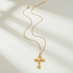 Veyra Cross Necklace