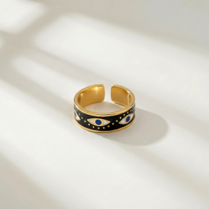 Eyvia Ring